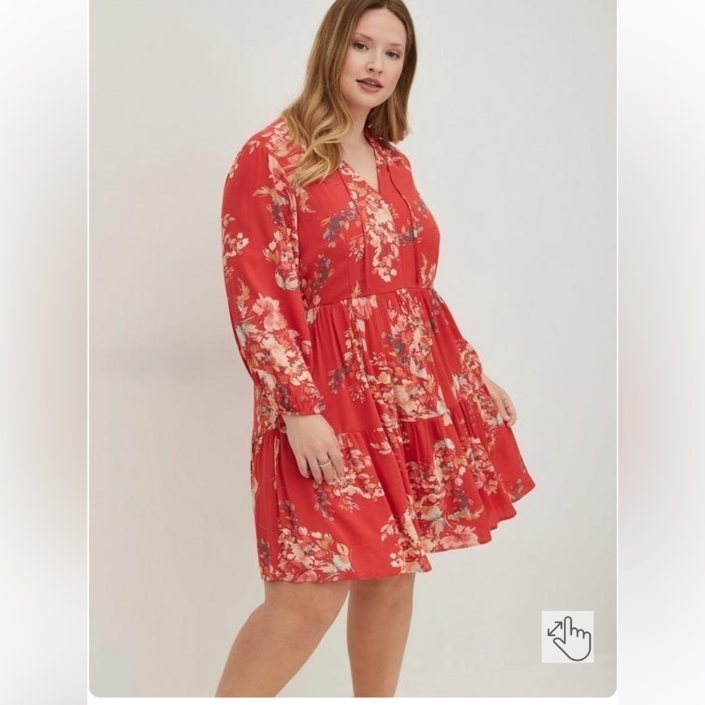 Torrid floral red crinkle dress long sleeve ruffled neckline size 1